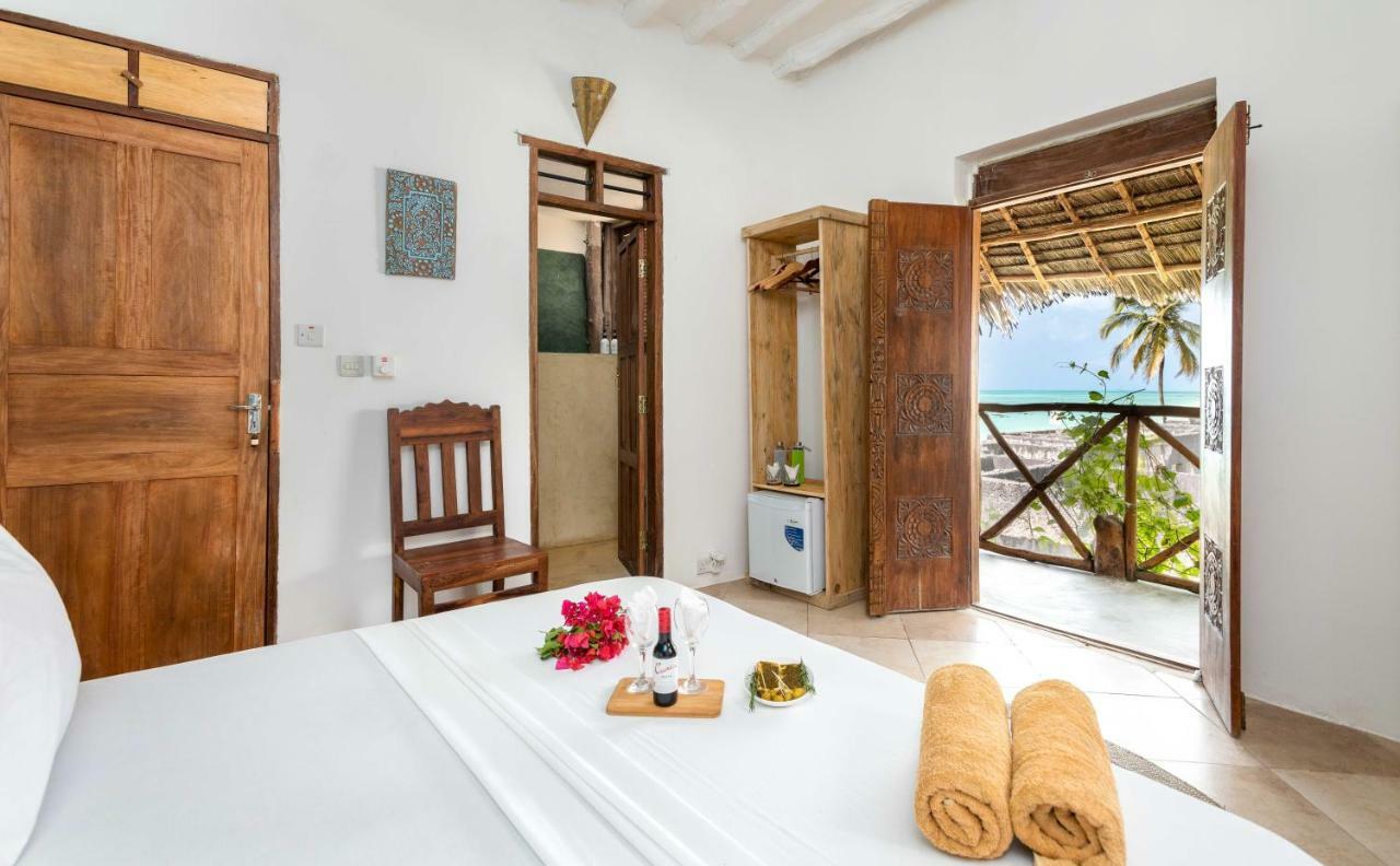 Bed and Breakfast Sunrise à Jambiani  Extérieur photo